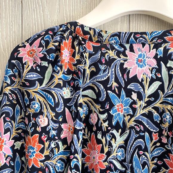 Loft Blue Floral Short Sleeve Top Size Small - Picture 5 of 5